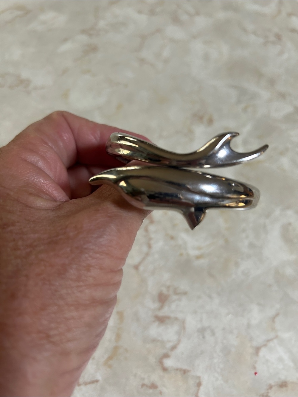 Silver Fish-Shaped Aquarium Ornament - Decorative Fish Accent